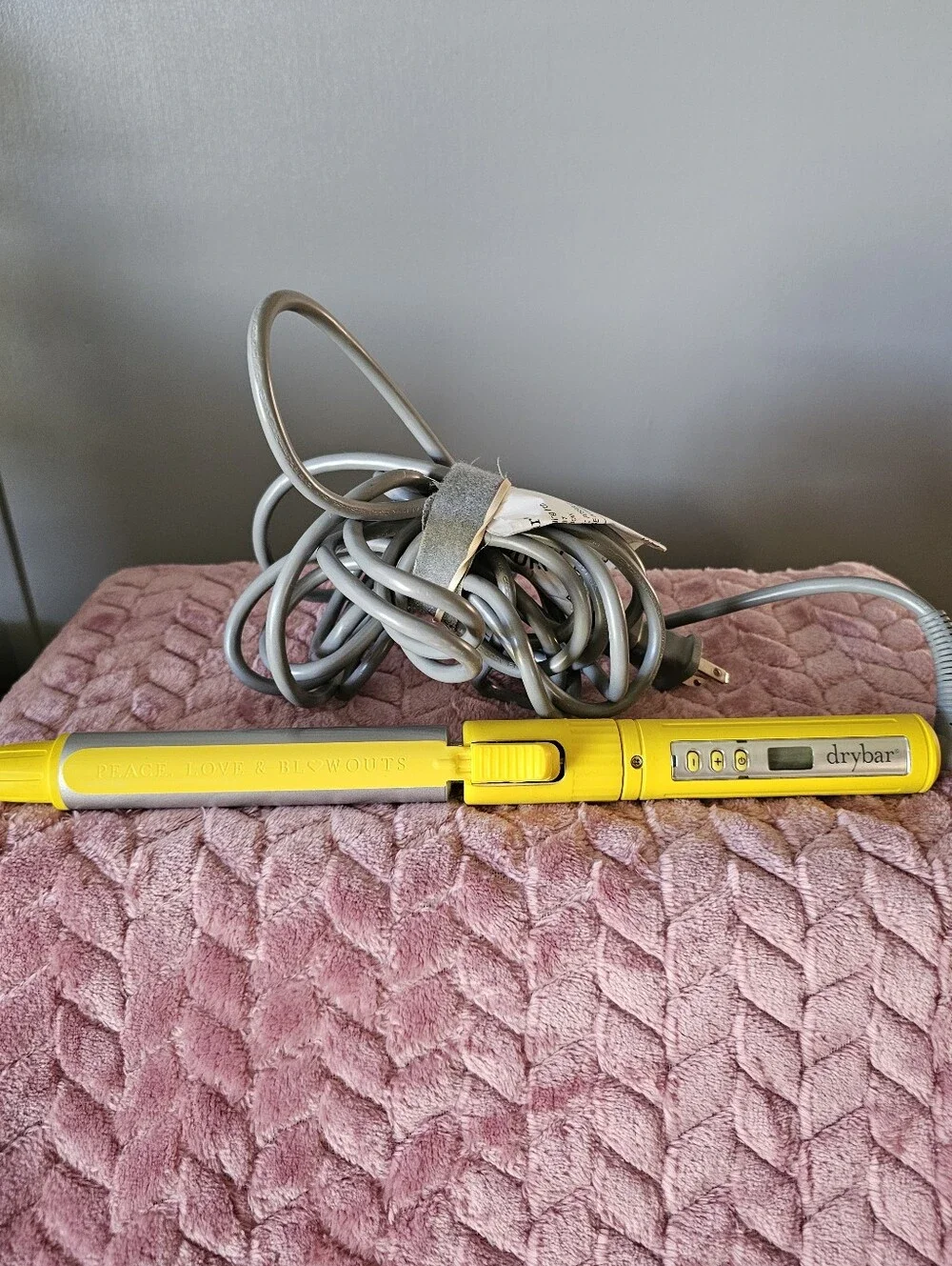 DRYBAR 1